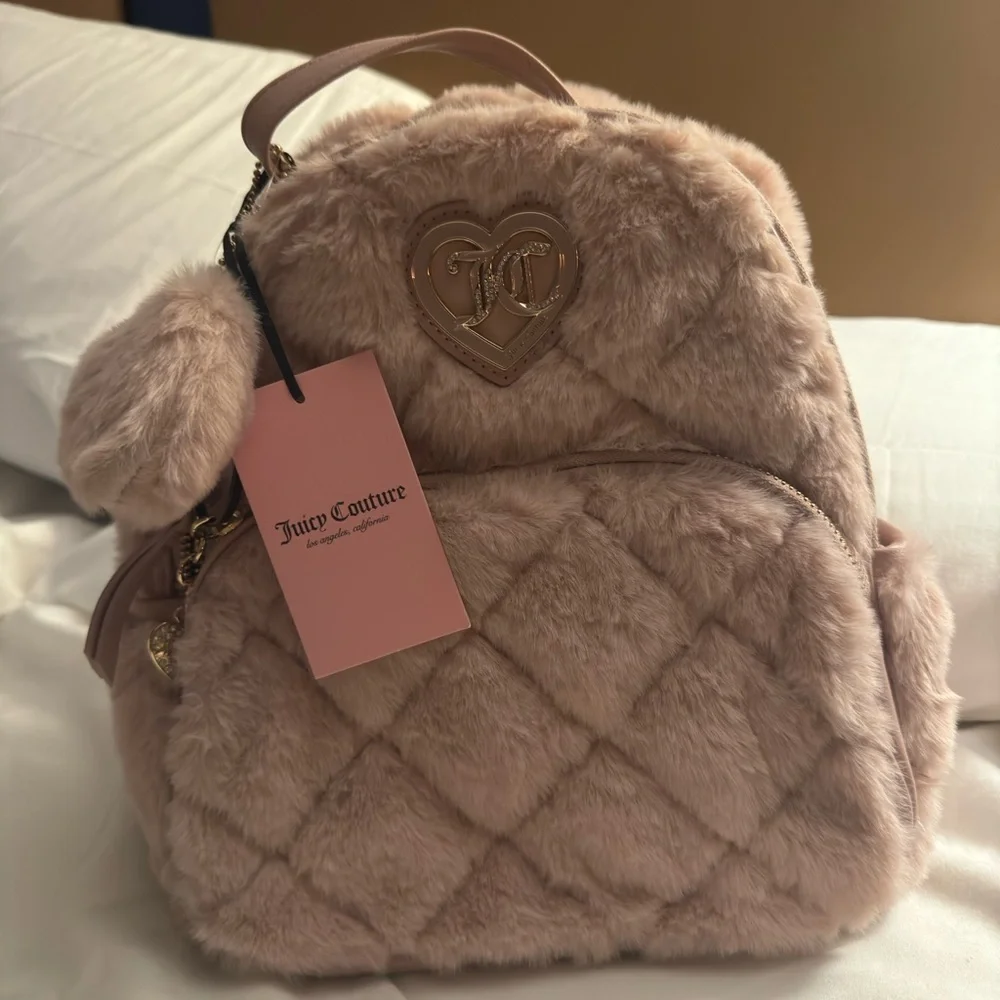 COPY - Juicy Couture LETS GET COZY BACKPACK - Picture 3 of 11